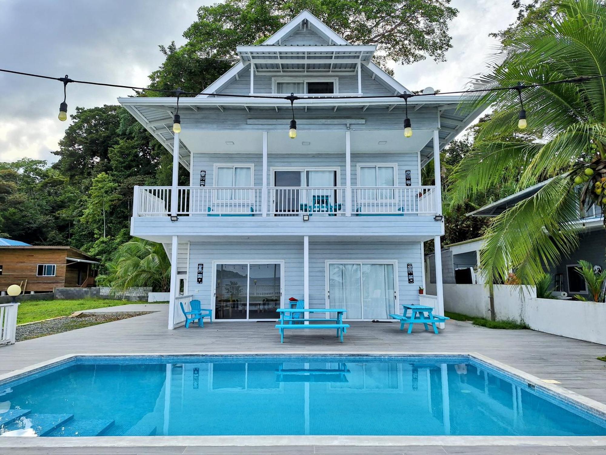 Paunch Beach Retreat Bocas Town Exterior photo