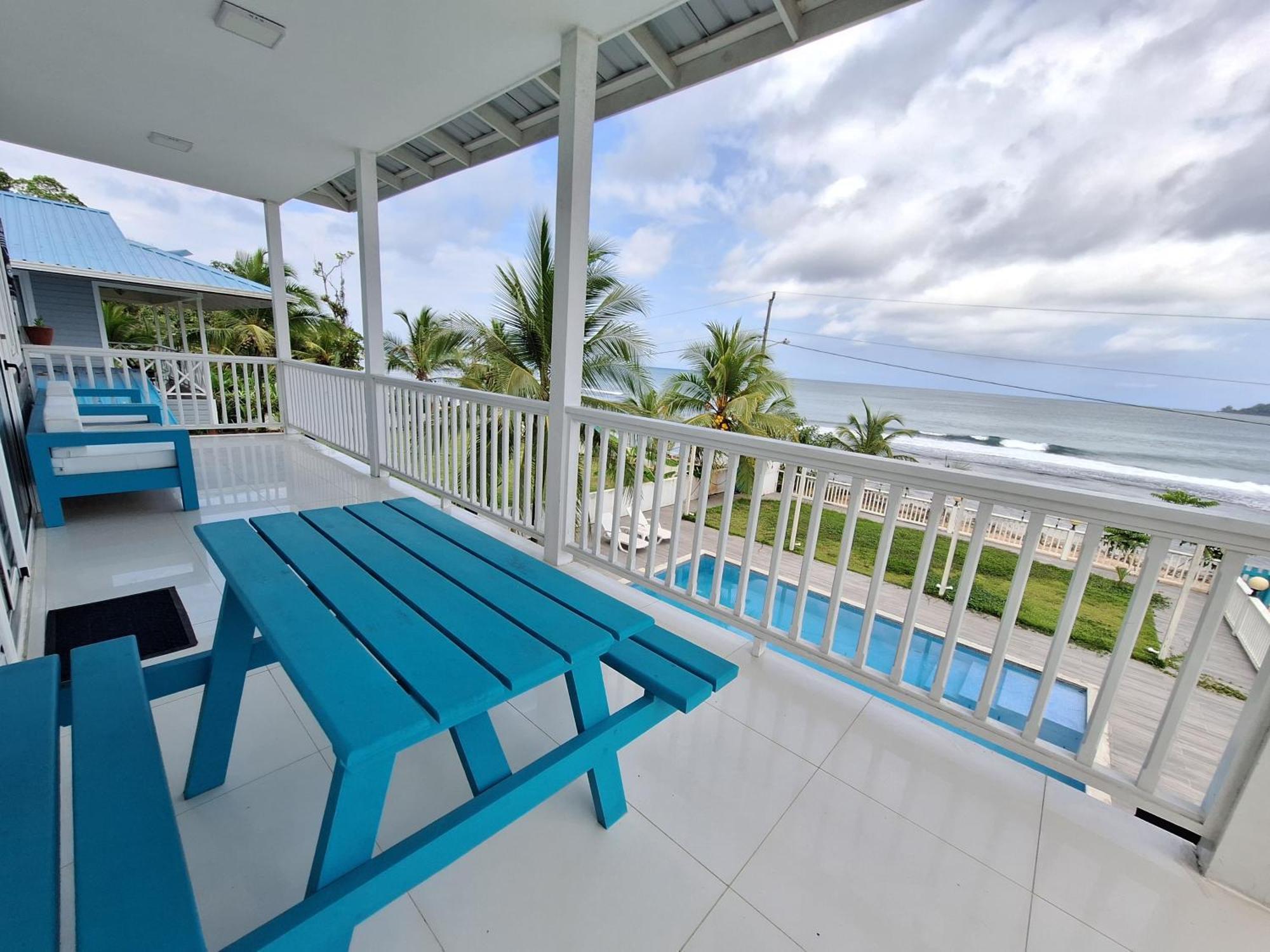 Paunch Beach Retreat Bocas Town Room photo